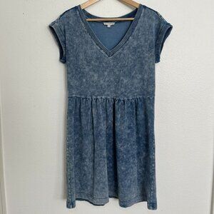 Jane and Delancey | Blue Distressed babydoll cap sleeve V neck dress, size S